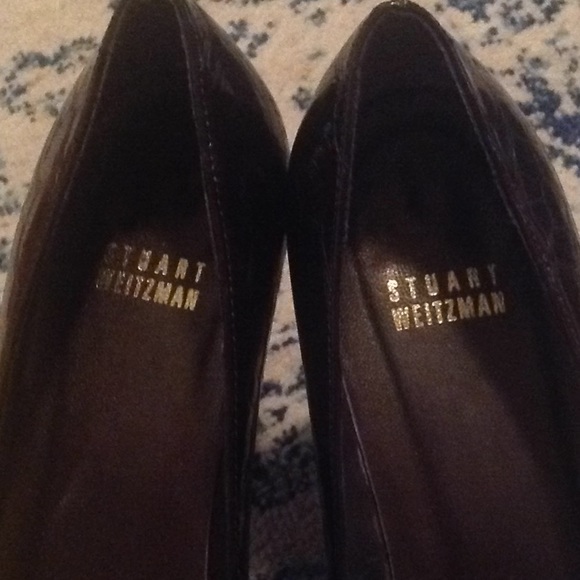 Stuart Weizmann brown patent croc pumps - Picture 3 of 8